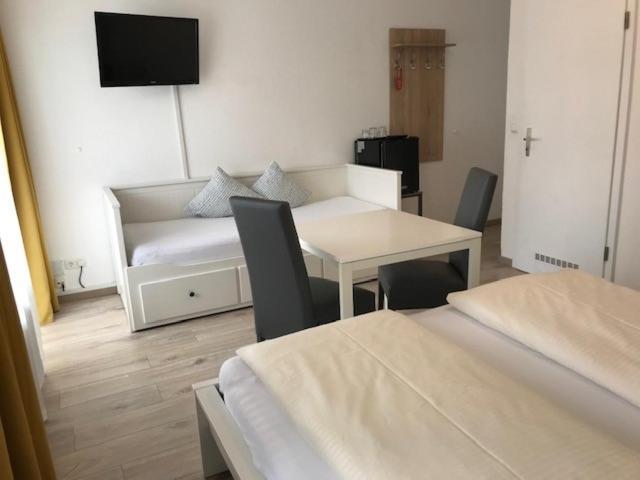 Abendruhe Hotel - Kontaktloser Check In Oberhaching Kültér fotó